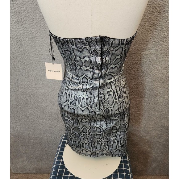 Superdown Naomi Mini Dress in Silver Snake Small Fully Lined Metallic Fabric 💲 - Picture 6 of 10
